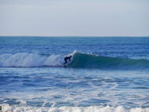 fun waves at beliche surf guide algarve sharing the aloha
