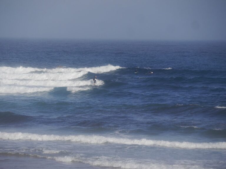 long lefts surf guide algarve