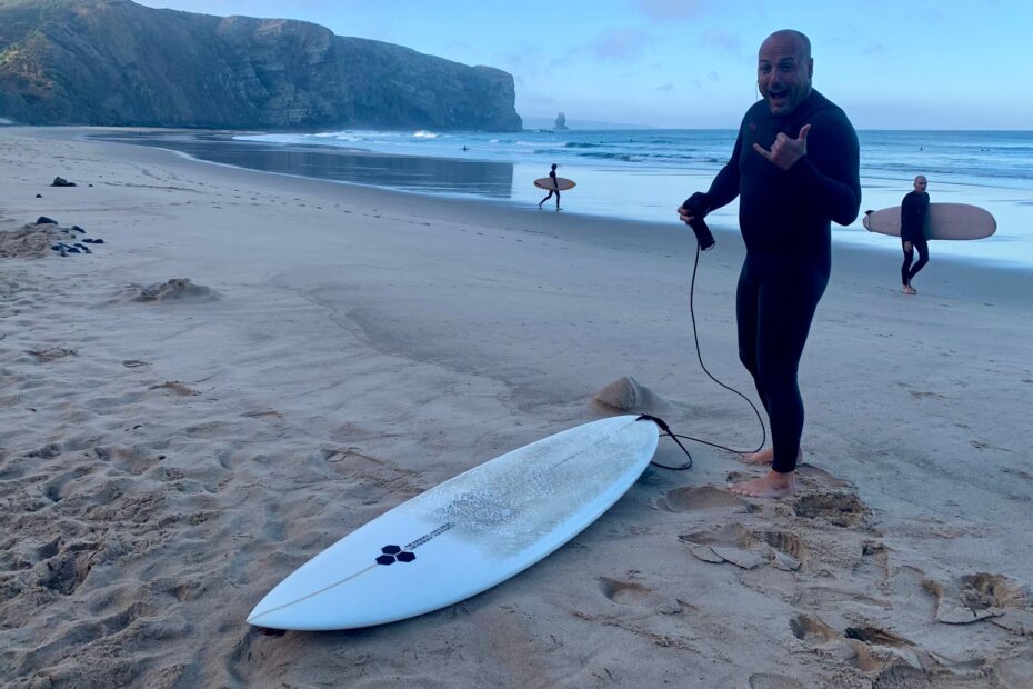 stoked surf guide algarve guest arrifana pre-surf