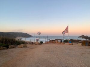 Amado private surf guide algarve session sunrise