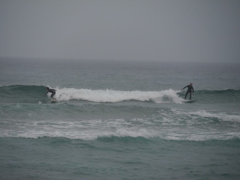 castelejo surfing split peak surf guide algarve