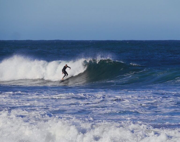 west coast waves with surf guide algarve and friends