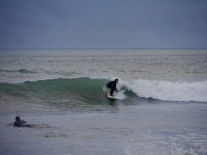 backside surfing at barranco with surf guide algarve