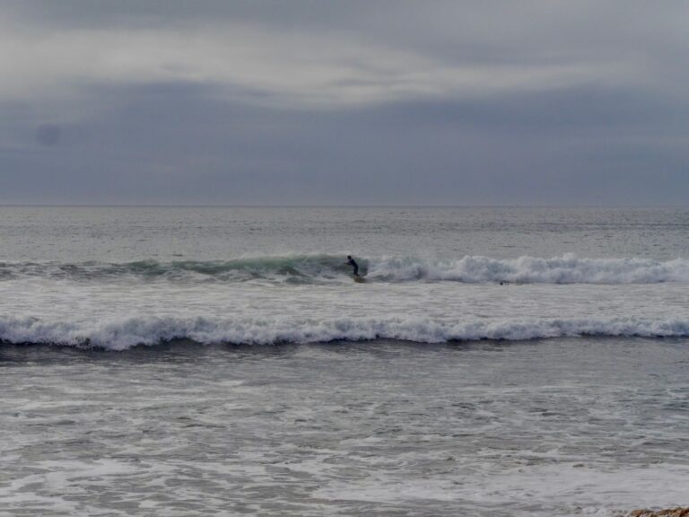 barranco no one out with surf guide algarve