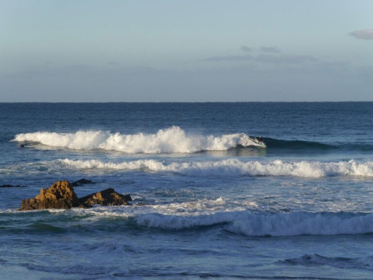 mellow left sagres end of the world surf guide algarve