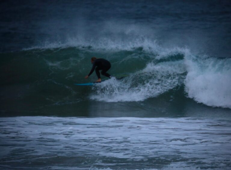 surf guide algarve first barrel before sunrise beliche