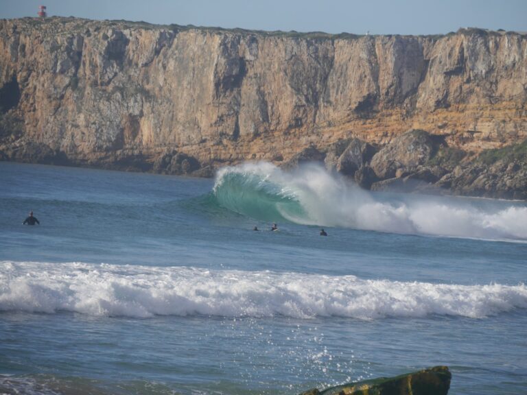 chasing unicorns surf guide algarve mareta