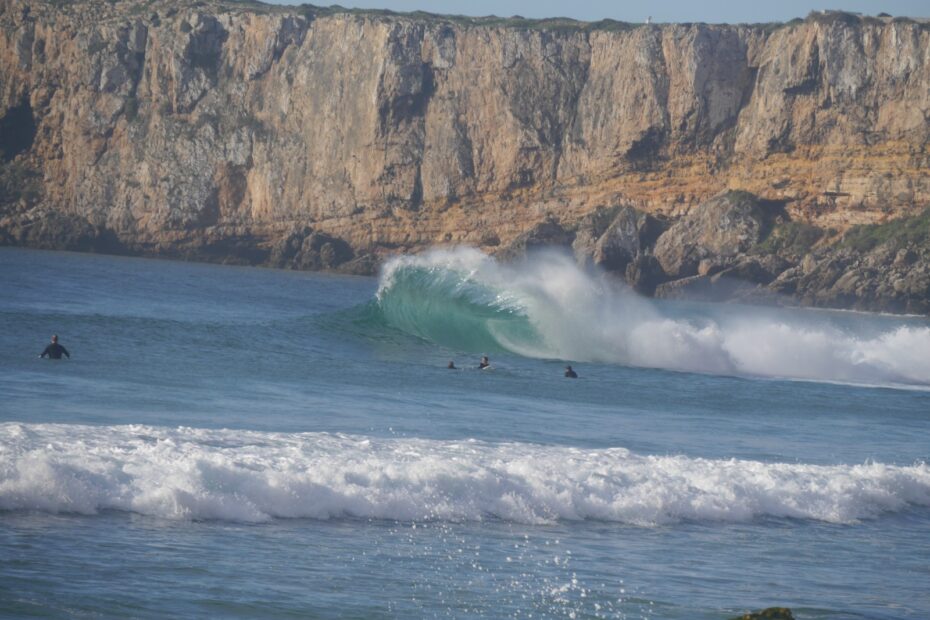 chasing unicorns surf guide algarve mareta