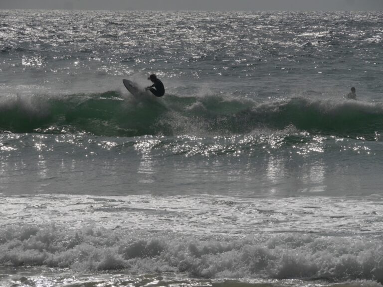 fun waves cabanas velhas surf guide algarve unknown ripper