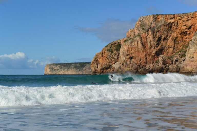 doing the right thing at beliche with surf guide algarve