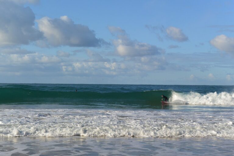 fun waves at beliche with surf guide algarve