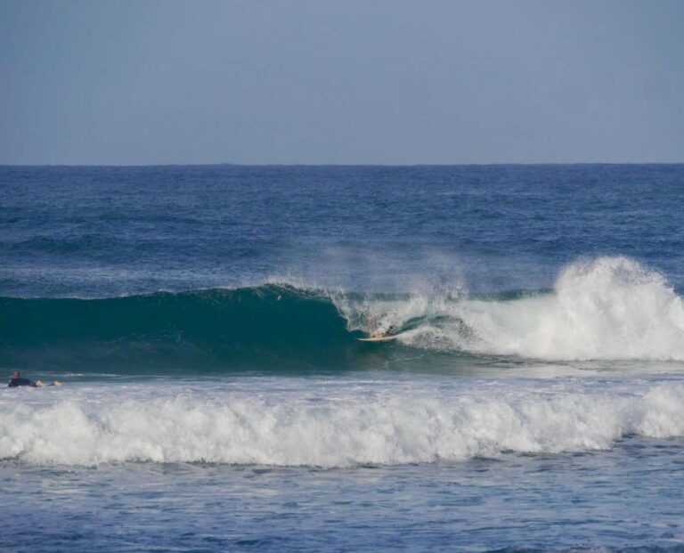 surf guide algarve in the barrel