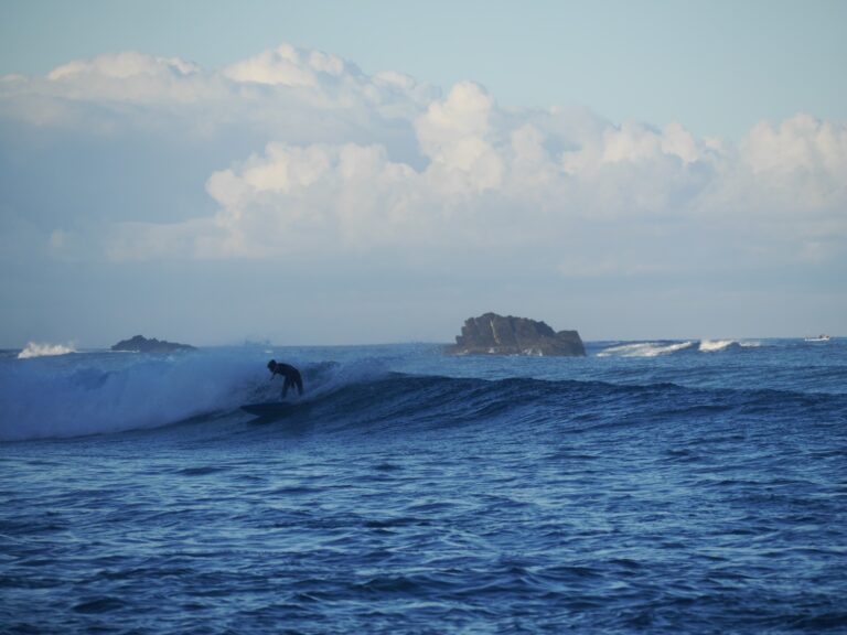 surf guide algarve little snap castelejo